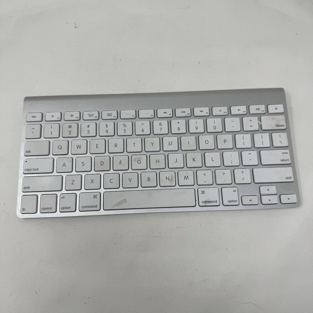 Apple Wireless Keyboard A1314 Bluetooth Compact Aluminum Mac OS X